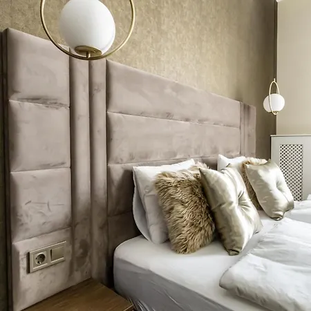 N16 Deluxe Apartment